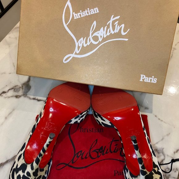 Christian Louboutin Iriza 100 Leopard Heel - Picture 4 of 7